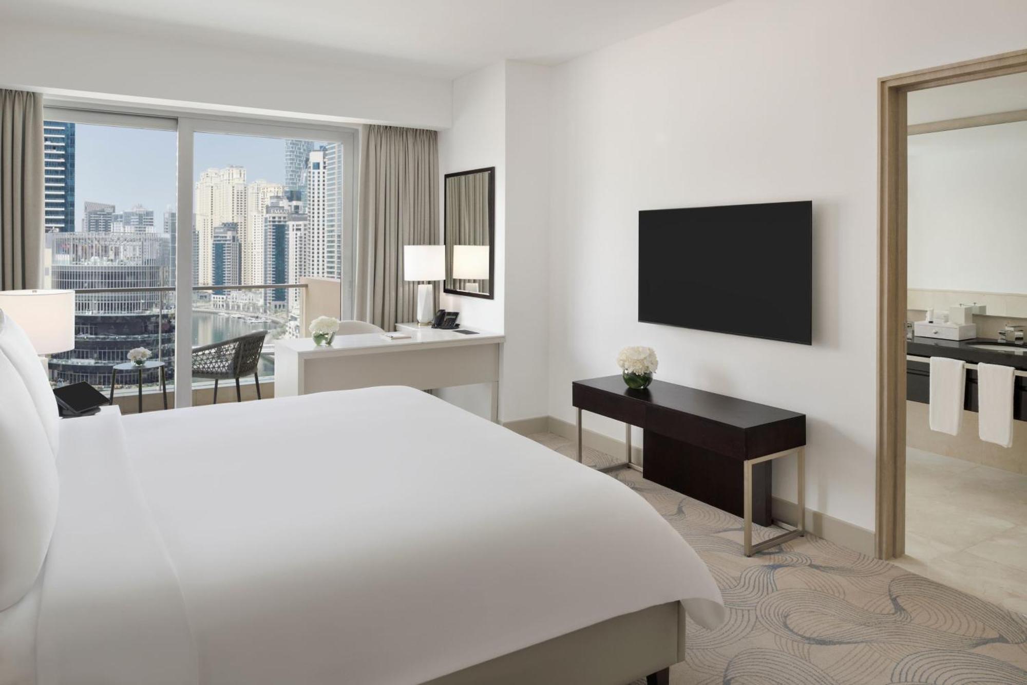 Jw Marriott Hotel Marina Dubai Exterior photo